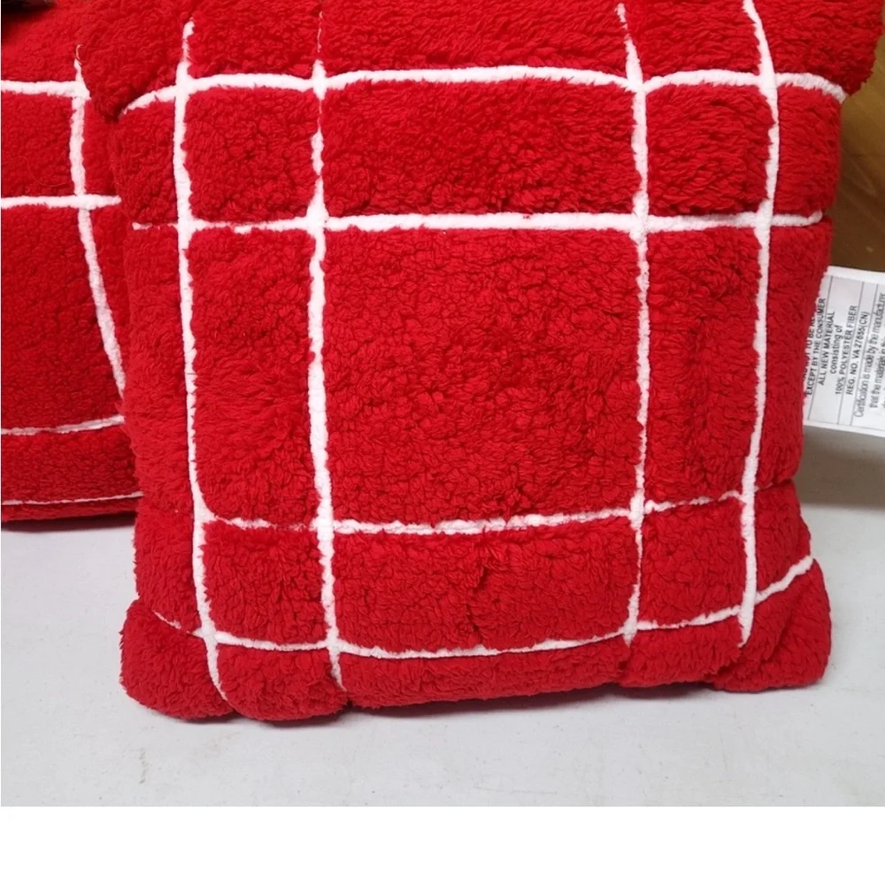 New! Set of 2 Faux Shearling Plaid Christmas Square Throw Pillow Red/ White.Soft